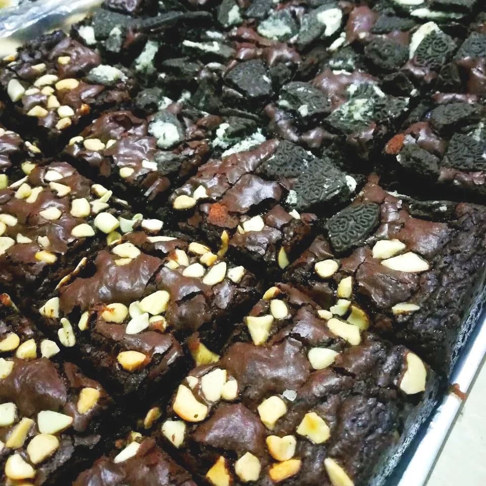 Brownies with Assorted Nuts and Oreo Cookie Toppings by Love Bites Cake Hub